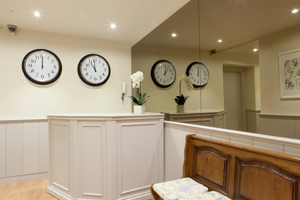 Hostal Matheu Madrid Bagian luar foto