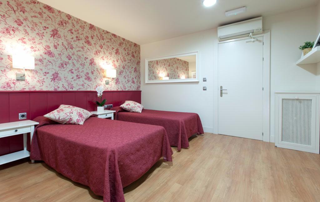 Hostal Matheu Madrid Ruang foto